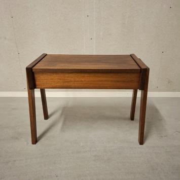 jaren 60 bijzettafel